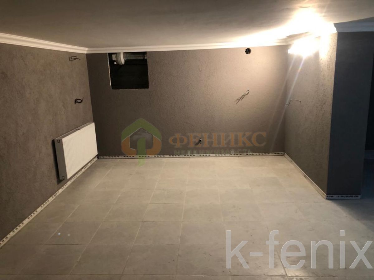 дом 280 метров, участок 14 сот