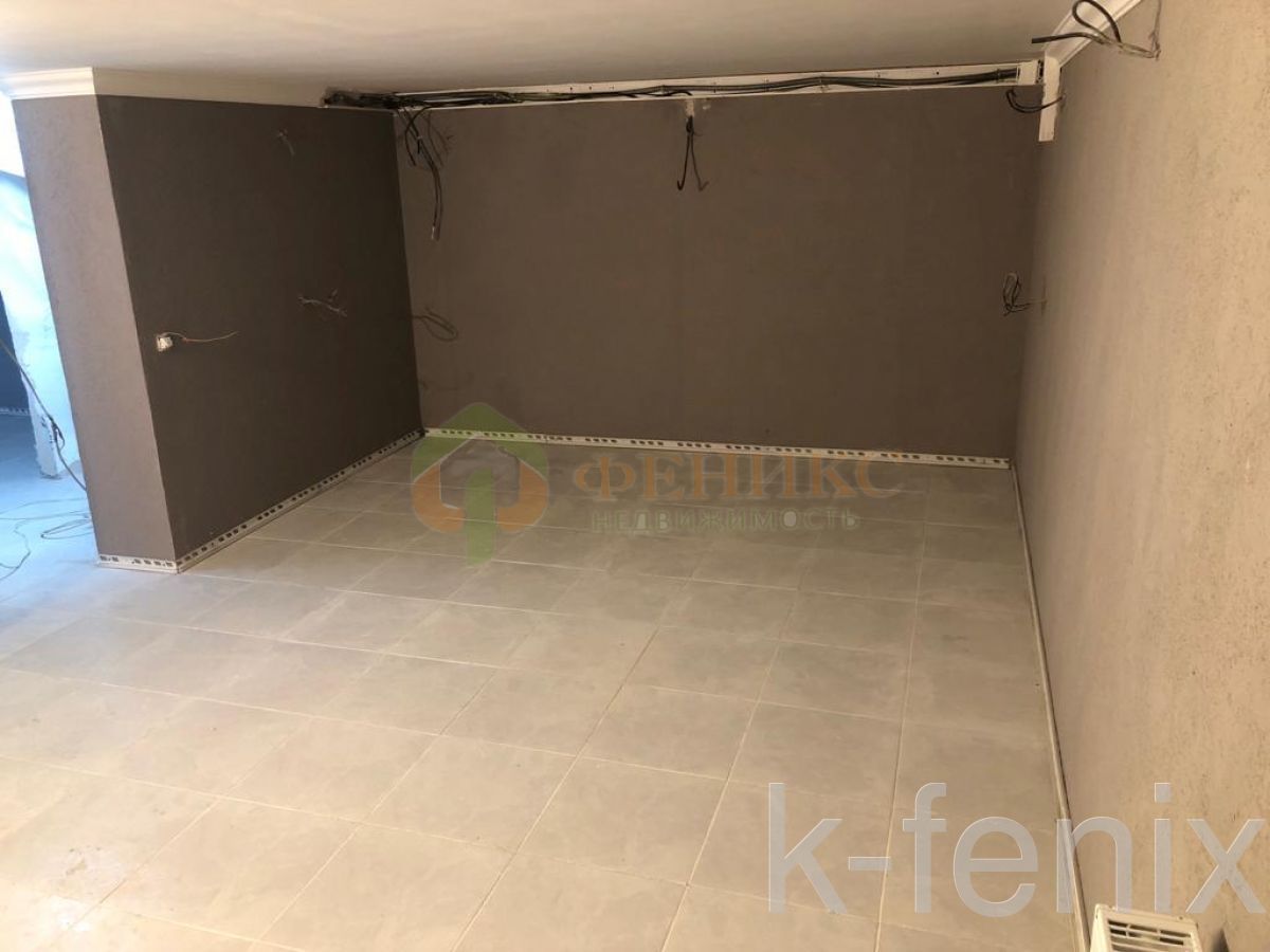 дом 280 метров, участок 14 сот