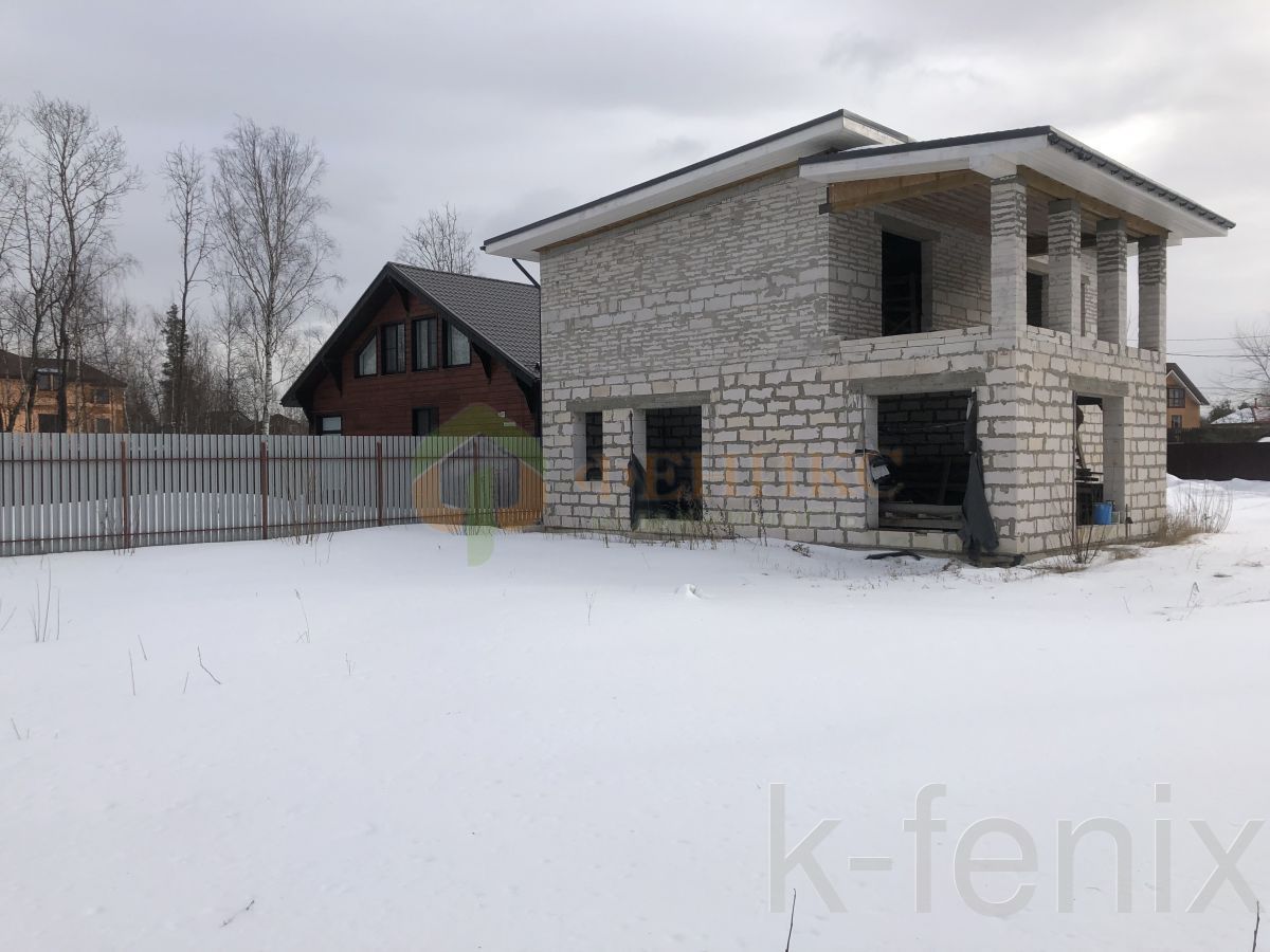 дом 198 метров, участок 10 сот