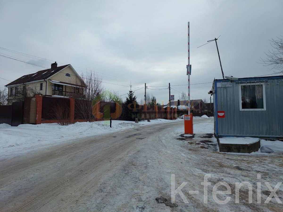 дом 198 метров, участок 10 сот