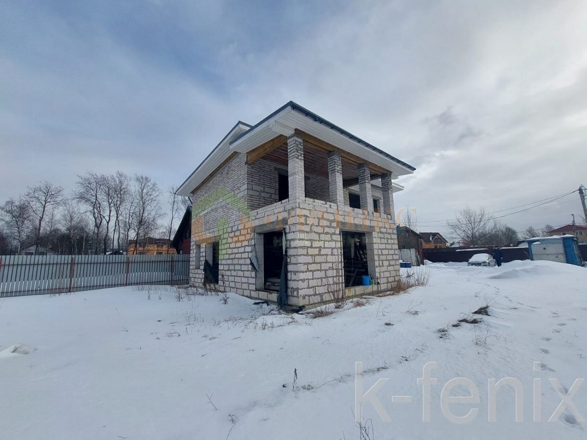 дом 198 метров, участок 10 сот