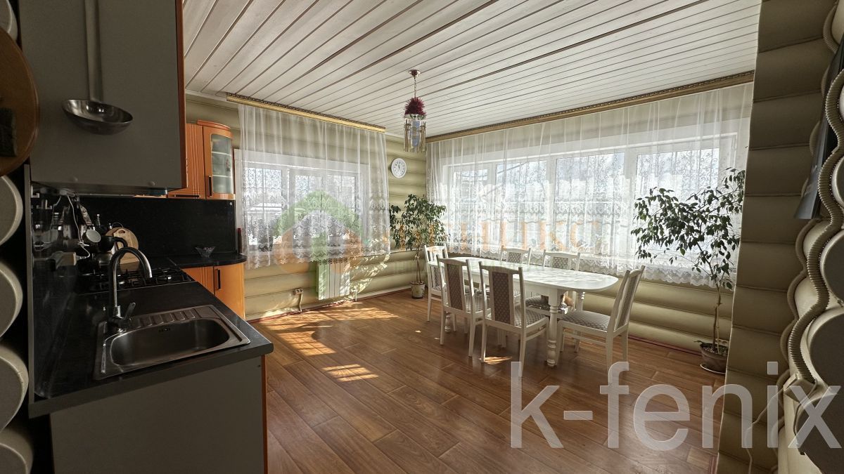 дом 280 метров, участок 1760 сот