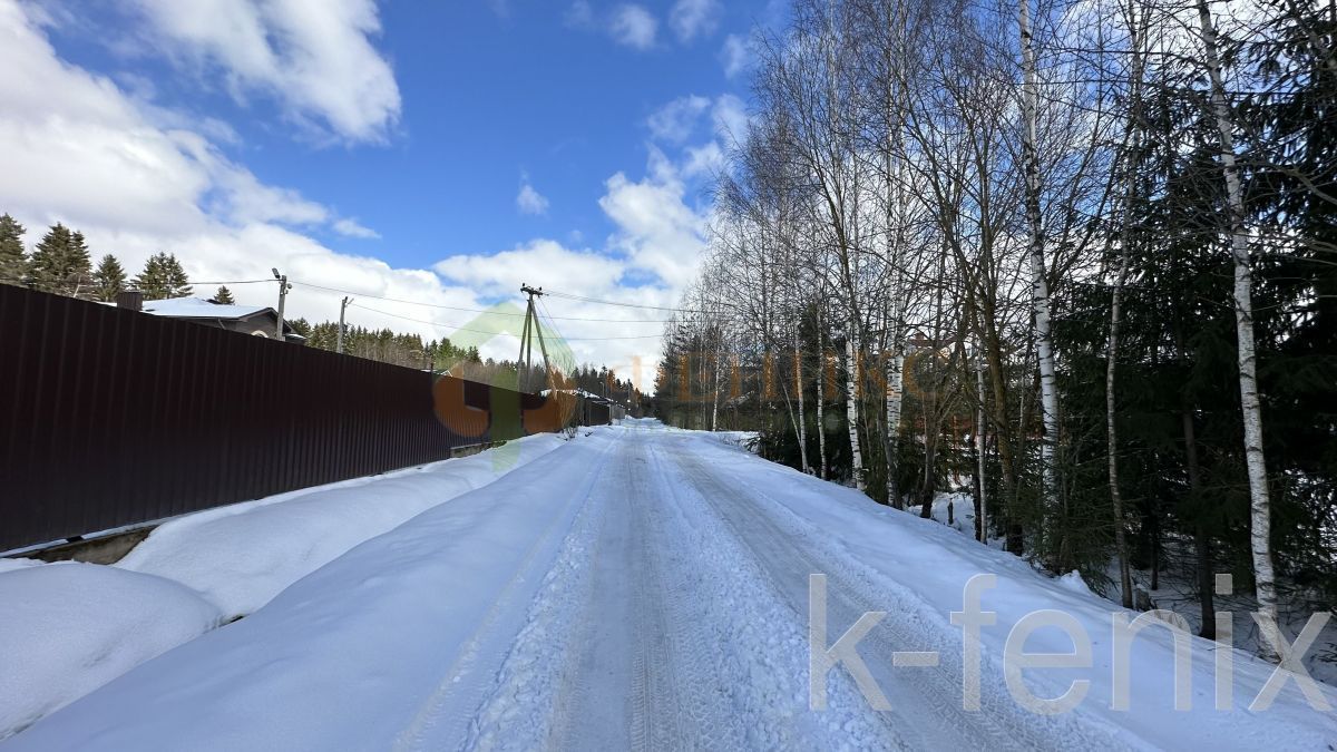 дом 280 метров, участок 1760 сот
