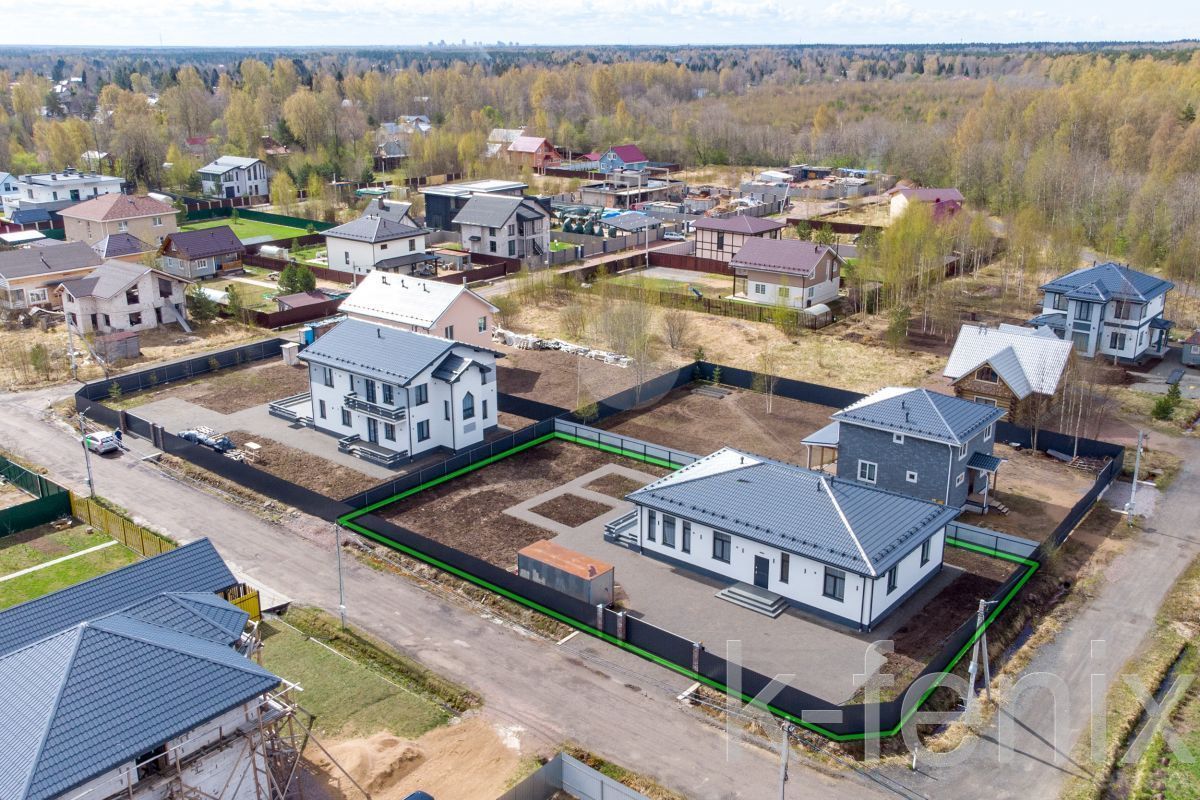 дом 200 метров, участок 10 сот