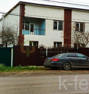 дом 215 метров, участок 7 сот